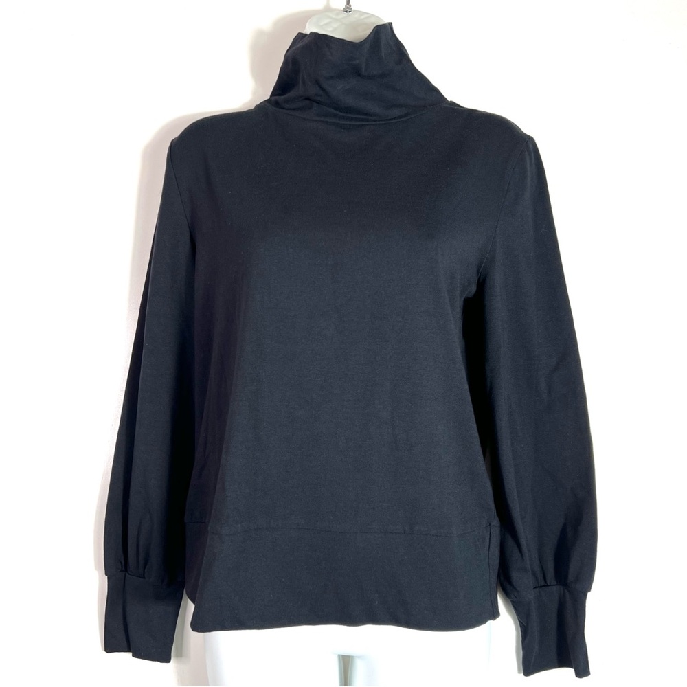 NWT Livotte Long Sleeve Back Cutout Top Black Size Medium